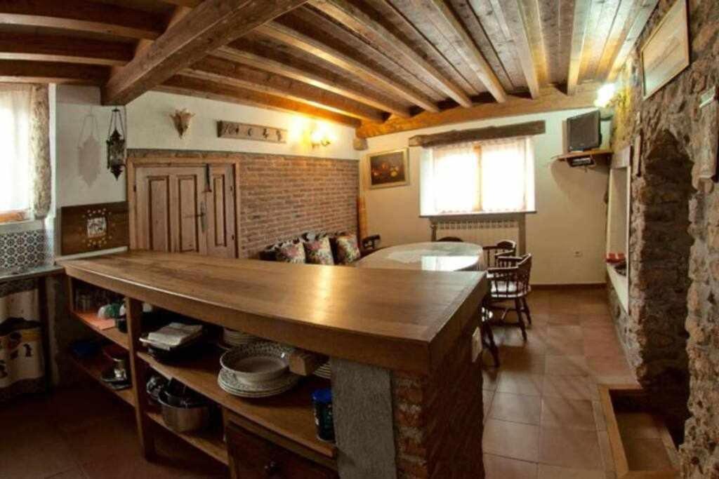 Casa Tia Modesta Es Una Calida Y Acogedora Casa Cabezas Bajas Eksteriør billede